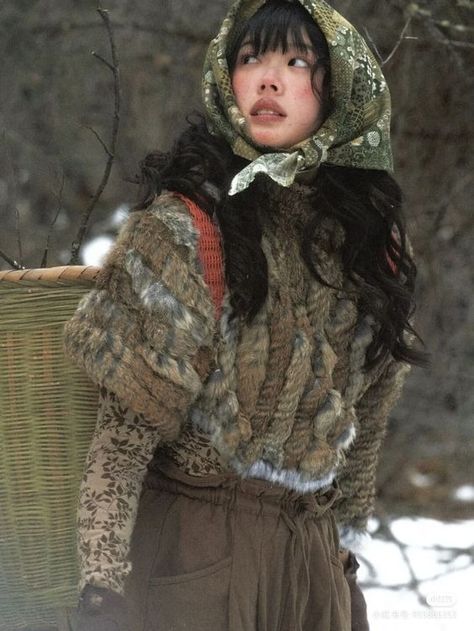 Living In The Forest, Dress For Winter, Baba Jaga, Mori Kei, Cozy Vibes, Be Real, Mode Inspo, The Double, Cozy Sweater