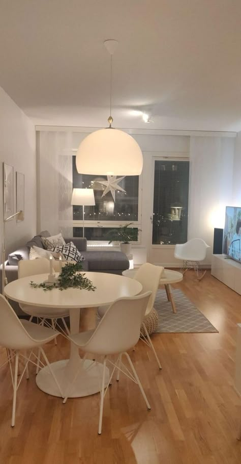 Apartment Dining Area, Apartment Dining Room, Living Room Dining Room Combo, Apartment Dining, Small Apartment Interior, Apartment Living Room Design, Small Apartment Living Room, Dining Room Combo, Balcony Ideas Apartment