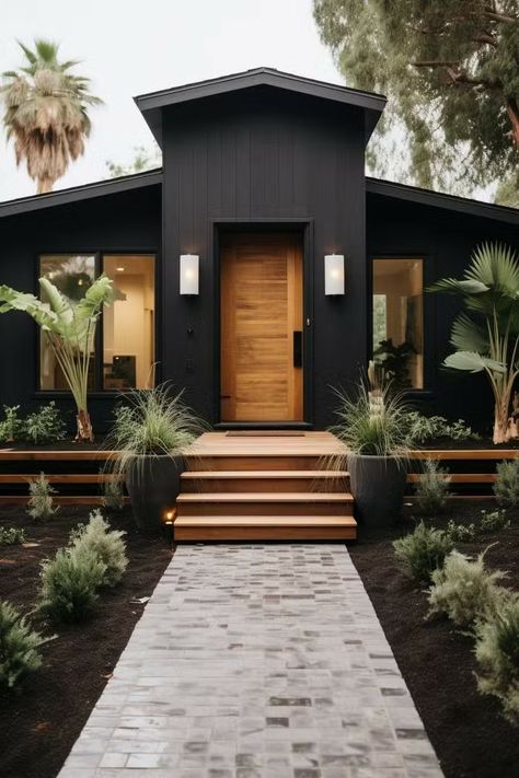 All Black House, Black Home Exterior, Home Exterior Ideas, Interesting Houses, Black Houses, Home Exteriors, Exterior Remodel, House Siding, Home Exterior