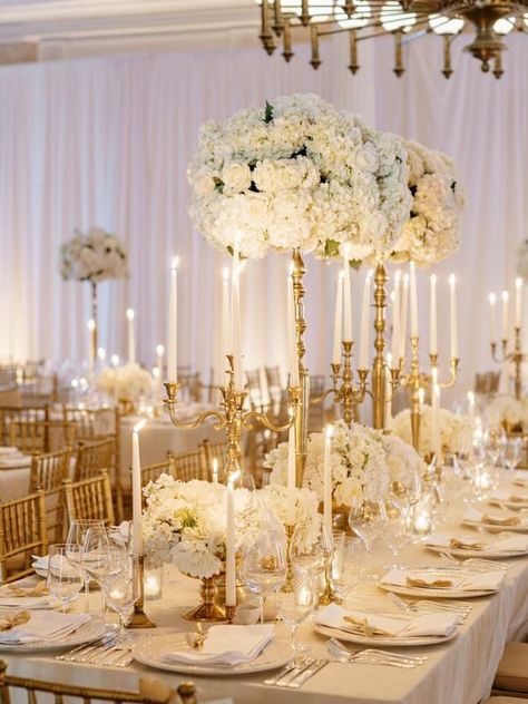 White And Gold Color Palette, White And Gold Wedding Themes, Table Settings Wedding, Luxury Wedding Reception, Timeless Romantic Wedding, Classic Wedding Reception, Classy Wedding Decor, Gold Wedding Flowers, Gold Wedding Reception