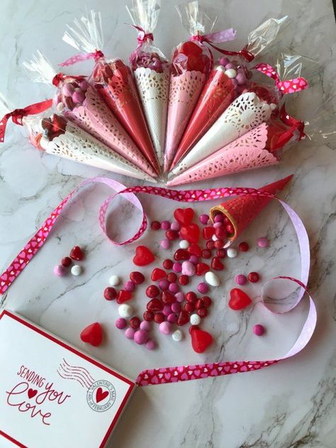 Valentine's Day Decorations, Valentine's Day, Valentines, Candy