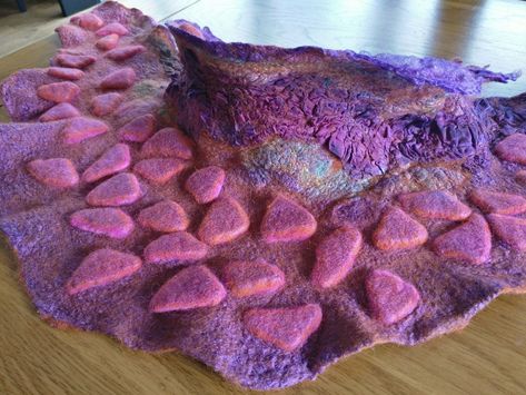 Nuno Felt - Some Tips and Hints Felt Fashion Design, Nuno Felting Tutorial, Textile Art Techniques, Felt Fashion, Wool Felt Projects, Nuno Felt, Embellished Clothing, Nuno Felt Scarf, North East England