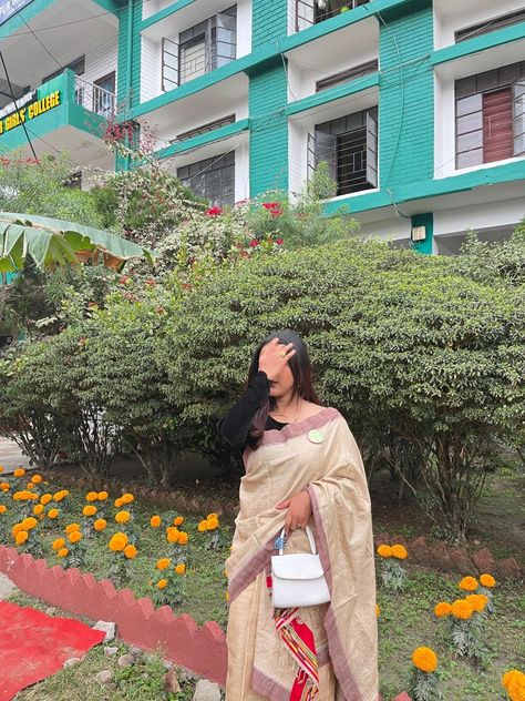 Assamese Girl, Aesthetic Filter, Aesthetic Iphone, Traditional Dress, Aesthetic Iphone Wallpaper, Traditional Dresses, Iphone Wallpaper, Filter, Iphone