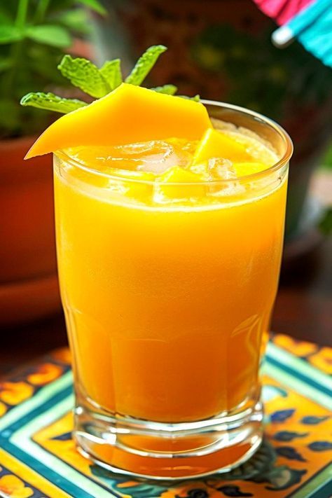 Mango Juice Recipe, Summer Drink Recipe, Mango Cocktail, Mango Drinks, Vodka Recipes, Gourmet Snacks, Refreshing Summer Drinks, Healthy Juice Recipes, Mango Juice