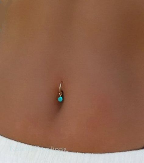 Circle Belly Button Rings, Trendy Belly Button Piercing, Belly Button Piercing Classy, Simple Belly Piercing, Small Navel Piercing, Minimalist Belly Button Piercing, Ring Belly Button Piercing, Belly Button Piercing Dainty, Tiny Belly Button Piercing