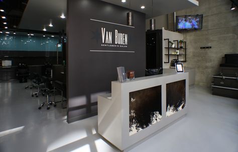 Hair Salon Reception Desk, Salon Reception Area, Salon Reception Desk, Reception Desk Design, Nail Salon Decor, Beauty Salon Design, Salon Interior Design, Reception Area, Hair Salons