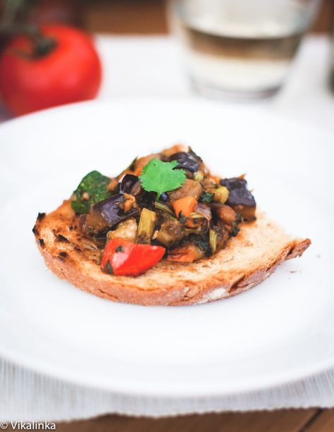 French Ratatouille or Russian Eggplant Caviar French Ratatouille, Eggplant Caviar, Best Vegetable Recipes, French Dishes, French Cooking, Eggplant Recipes, Best Dinner Recipes, European Food, Russian Recipes