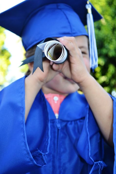 Preschool Graduation Photography by Monte Vista Images www.montevistaimages.com Kindergarten Graduation Pictures, Vpk Graduation, Preschool Photography, Kindergarden Graduation, Preschool Graduation Party, Elementary Graduation, Kindergarten Photos, Kindergarten Graduation Party, Kindergarten Pictures