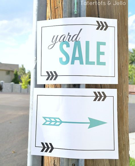 Free Printable Yard Sale Signs - Free printable paper crafts that make your yard sale planning and garage sale ideas look like a million bucks. Yard Sale Printables, Garage Sale Printables, Yard Sale Organization, Yard Sale Signs, Garage Sale Tips, Diy Yard Decor, Garage Sale Signs, Sale Signs, Rummage Sale