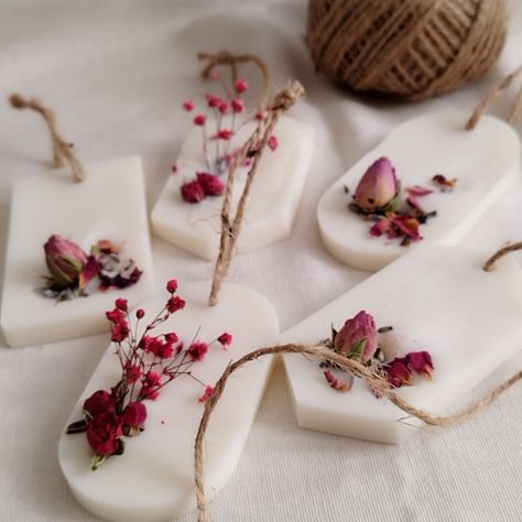 Soy wax wardrobe freshener Wardrobe Freshener, Wardrobe Fragrance, Candle Board, Wax Sachet, Wax Tablet, Soya Wax, Diy Candles Scented, Candles Scented, Candle Wedding