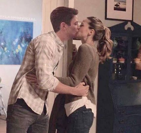 Kara And Barry, Barry And Kara, Patty Spivot, Melissa Benoist Glee, Grant Gustin Glee, Advanced Civilization, Supergirl Tv, Melissa Supergirl, Kara Danvers Supergirl