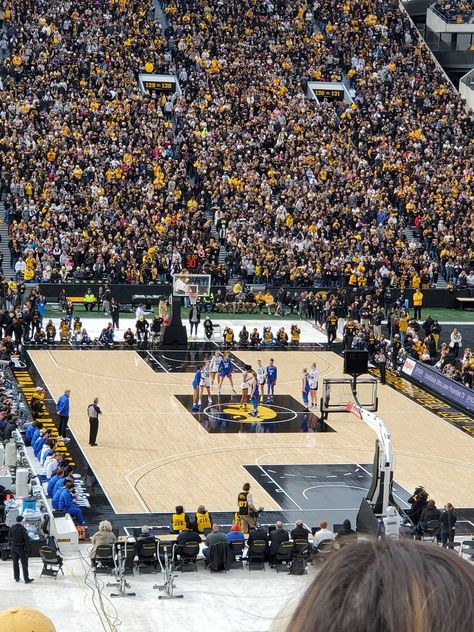 Iowa Hawkeyes Womens Basketball, Iowa Hawkeyes Basketball, Caitlyn Clark, Basketball Things, Kinnick Stadium, Iowa Basketball, Hoco 2024, Iowa Hawkeye Football, Hawkeye Football