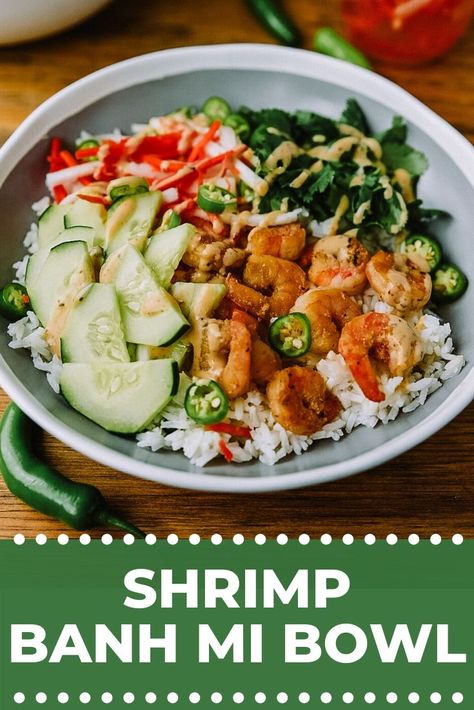 Delicious sautéed shrimp with pickled daikon radish and carrots with cilantro, and jalapeño. This Shrimp Banh Mi Bowl is a twist on a classic, super filling, and full of flavor with a hint of spice! #shrimp #bowl #ricebowl #pescatarian #jalepeno #recipe Shrimp Banh Mi, Banh Mi Bowl, Healthy Bowls Clean Eating, Pickled Daikon Radish, Seafood Healthy, Chipotle Ranch Dressing, Chipotle Ranch, Pickled Carrots, Healthy Shrimp