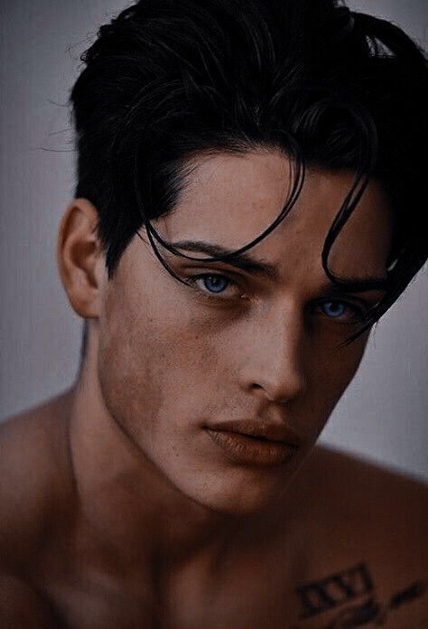 Detective Aesthetic, Blue Eyed Men, Black Hair Blue Eyes, Character Inspiration Male, Gray Eyes, Foto Art, The Perfect Guy, Dark Eyes, 인물 사진