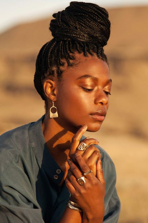 • All sterling silver used is sourced responsibly, ethically mined, or recycled• Handmade in Portland, OR This unique ring is a simple statement piece. Perfect to dress up for a night out or paired with a t-shirt and jeans. It is versatile and classic. Sterling Silver is lead and nickel free, Yellow Bronze is lead and nickel safe. Organic Conditioner, Portrait References, Ig Photos, Unapologetically Black, Hair Business, Model Pics, Protective Hairstyle, Women Aesthetic, Hair Brands