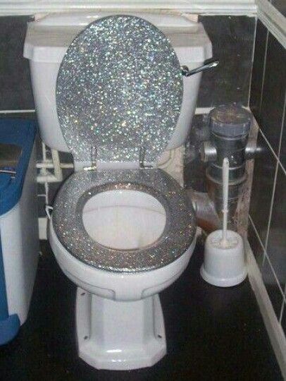 Glitter Toilet Seat, Art Deco Home Design, Glitter Bathroom, Kitchen Remodel With Island, Girly Bathroom, Kitchen Remodel On A Budget, Remodel On A Budget, Budget Kitchen, Small Toilet