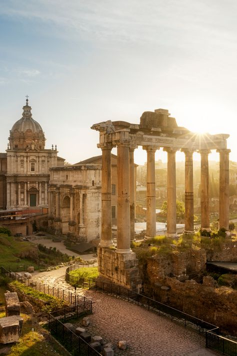 The Roman Forum, Ancient Rome Colosseum, Roman Forum Aesthetic, Roman Astethic, Roma Museum, Italy Monuments, Roman Empire Aesthetic, Rome Monuments, Rome Ruins