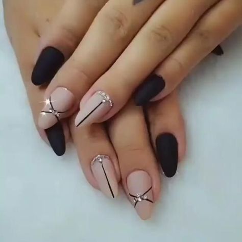 Matte Pink Nails, Art Designs Ideas, Halloween Acrylic Nails, Nail Art Designs Videos, Pink Nail, Classy Nails, Short Acrylic Nails, Best Acrylic Nails, Designs Ideas