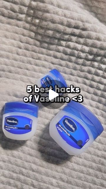 Goodgirlzz on Instagram: "Vaseline hacks🌷💙 . . Follow for more!! ☁️ ★Dont repost my edits★ . . #vaseline #vaselinepetroleumjelly #hacks #glowuptips #beautytips #glowup #selfcare #viral #instagram #fypシ #tips #reels #edit #explore #reelinstagram #aesthetic" What To Do With Vaseline, Vaseline Uses For Face, Vaseline Hacks, Vaseline For Face, Removing Hyperpigmentation, Wrinkles Remedies Face, Sebaceous Filaments, Egg Mask, Nail Care Diy