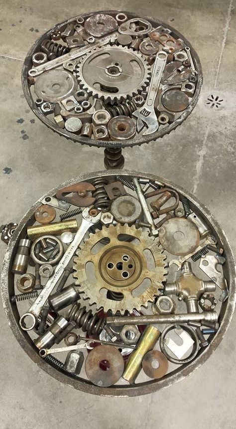 Repurposed Car Parts, Car Parts Art, Cars Decor, Car Part Art, Car Parts Decor, Old Car Parts, Steampunk Furniture, Car Part Furniture, Automotive Furniture