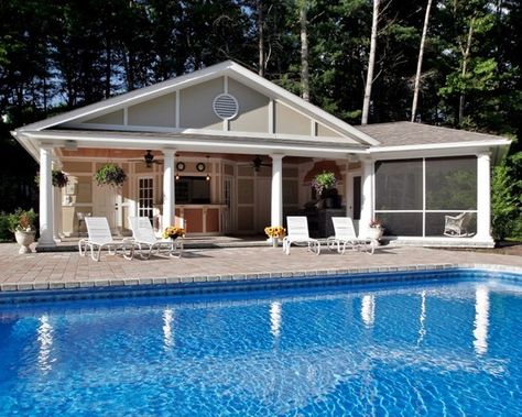 Pool house with screen porch & outdoor kitchen. Pool And Pool House Ideas, Backyard Pool House, Small Pool Houses, Pool House Cabana, Pool House Shed, Mediterranean Pool, Pool Guest House, Pool Design Ideas, Pool House Designs