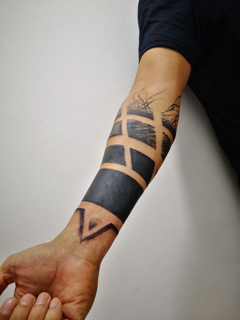 Abstract Tatoo Embrace The Chaos, Arm Band Tattoo, Band Tattoo, Arm Band, Band, Tattoos, Quick Saves, Black