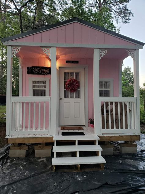 Pretty Sheds Ideas, She Shed Small Business, Backyard Nail Salon, Tiny House Pink, She Shed For Baking, Tiny Pink House, Makeup Shed, Business Shed Ideas, Spooky She Shed