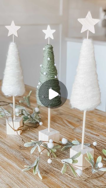 Decoracion Navidad Diy, Diy Jul, Deco Table Noel, Cozy Christmas Decor, At The Store, Holiday Diy, Christmas Deco, Xmas Crafts, Christmas Crafts Diy