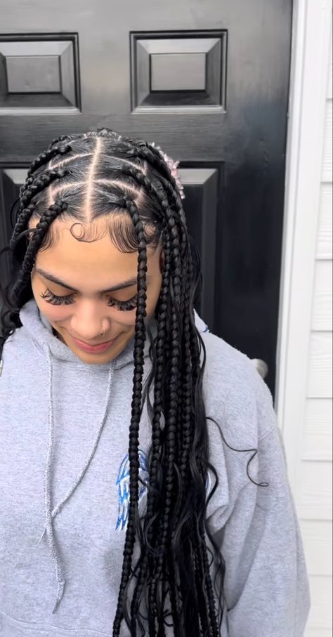 Box Braids Puerto Rican, Mexican Box Braids, Braids For Puerto Rican Hair, Braids On Mexican Hair, Box Braids On Latinas, Braids On Latinas, Dominican Braids, Hispanic Braids, Braids For Mexican Women