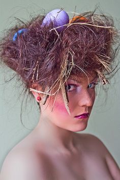 Bird Nest Hair, Nest Images, Sparrow Nest, Marvel Hats, Bird People, Easy Everyday Hairstyles, Hair Up Or Down, Easter Hats, Birds Nest