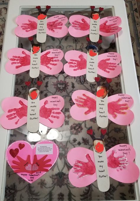 Vday Activities For Toddlers, Valentine’s Day Keepsake Preschool, Valentines Gift For Parents From Toddler, Valentines Infant Activities, Valentines Day Crafts For Parents, February Toddler Art, Valentines Daycare Crafts, Valentine Gifts For Parents From Kids, First Valentines Day Baby Crafts