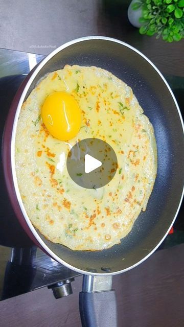 Anda Recipes, Egg Paratha Recipe, Stuff Paratha Recipe, Pudina Paratha Recipe, Liquid Paratha, Spring Onion Paratha, Egg Paratha, How To Make Eggs, Paratha Recipes