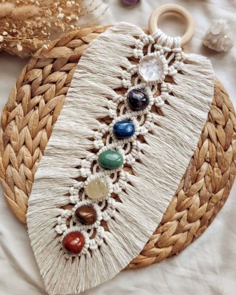 Beautiful macrame leaf decor with chakra crystal stones - lovely addition to any room in your home such as living room, bedroom, yoga and meditation room or anywhere you would like to add a bit of magical touch! ✨ It's decorated with a set of 7 chakra stones - clear quartz, amethyst, lapis lazuli, aventurine, citrine, tiger eye and red jasper and each stone is about 3 - 3.5cm in size. A great gift for crystal/gemstone lovers, friends, birthday, housewarming gift or treating yourself. >> A... 7 Chakra Stones, Macrame Leaf, Yoga And Meditation, Friends Birthday, 7 Chakra, Meditation Room, Leaf Decor, Crystal Stones, Chakra Crystals