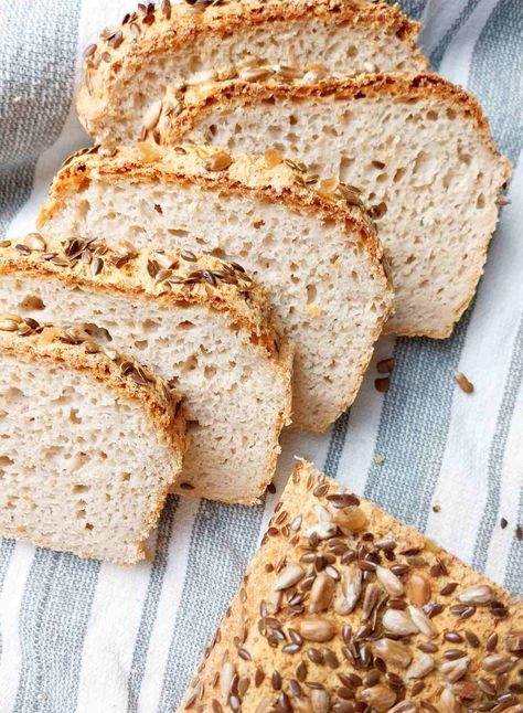 Learn how to make this delicious gluten-free sorghum flour bread with my step-by-step instructions! Sorghum Bread Recipe, Pain Sans Gluten, Sorghum Flour, Gluten Free Recipes Bread, Vegan Bread, Bread Flour, Gluten Free Bread, Sans Gluten, Gluten Free Recipes