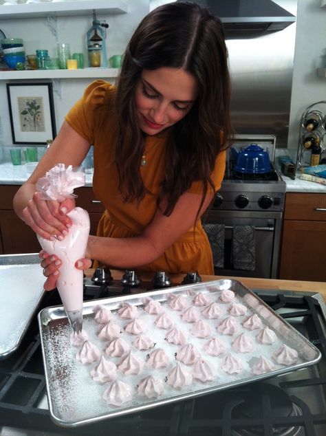 Homemade Pink Piped Marshmallows #foodstyling #meganmitchell Piped Marshmallow Recipe, Piping Marshmallow Recipe, Piping Marshmallow, Peppermint Marshmallow Recipe, Hand Piped Marshmallows, Piped Marshmallows, Fancy Marshmallows, Peppermint Marshmallows Recipe, Easter Boxes