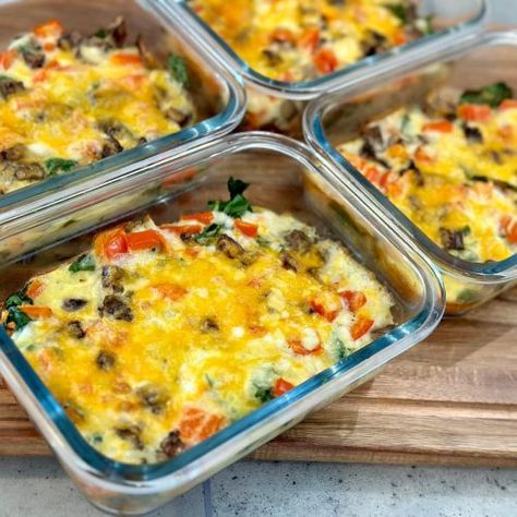 Sweet Potato Breakfast Bowl Meal Prep - Delightfully Fueled Sweet Potato Breakfast Bowl Meal Prep, Meal Prep Egg Bake, Sweet Potato Egg Breakfast, Breakfast Bowls Meal Prep, Breakfast Bowl Meal Prep, Protein Breakfast Bowls, Meal Prep Breakfast Bowls, Meal Prep Sweet Potatoes, Sweet Potato Breakfast Bowl