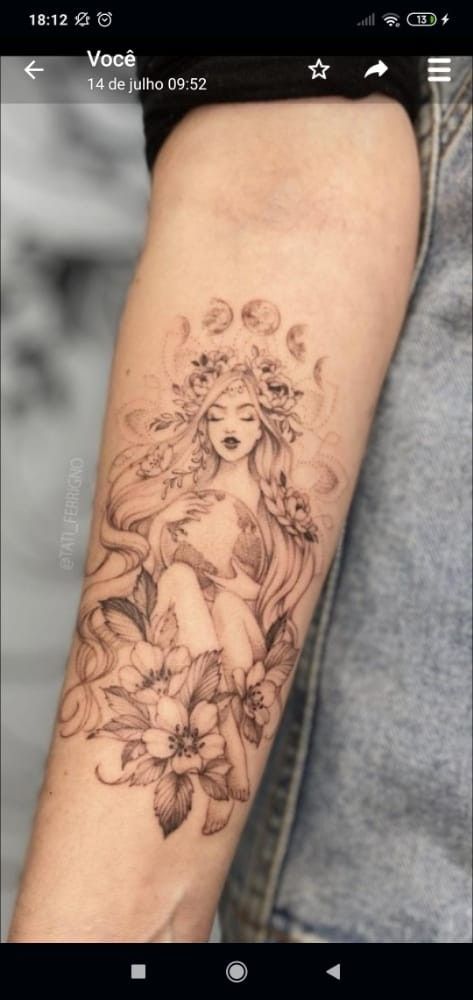 Aphrodite Tattoos, Female Sleeve Tattoos, Female Sleeve Tattoo Ideas, Mother Earth Tattoo, Female Sleeve Tattoo, Sleeve Tattoos Ideas, Small Dope Tattoos, Aphrodite Tattoo, Empowering Tattoos