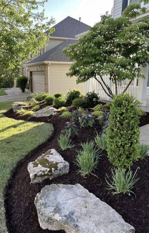 Elevate Your Curb Appeal: Creating Beautiful Front Yard Landscaping Front Lawn Landscaping, Modern Porch, Yard Garden Design, Front Garden Landscape, Small Front Yard Landscaping, Front Yard Landscape, Grasses Landscaping, Front Yard Garden Design, Front Yard Ideas