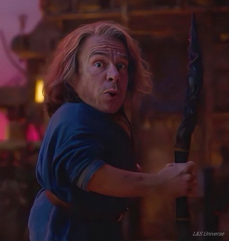 Willow Ufgood, Willow 2022, Warwick Davis, People Reference, Medieval House, House Of Dragons, Fantasy Series, Tv Shows, Tv