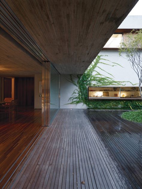 San Paulo home....Dwell House Doors, Inside Outside, Indoor Outdoor Living, Modernism, 인테리어 디자인, Interior Architecture Design, My Dream Home, Sliding Doors, Modern Architecture