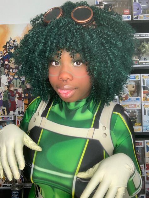 Dark Skin Cosplay, Cosplay Ideas Black Women, Black Anime Cosplay, Cosplay Black Women, Afro Cosplay, Black Cosplay Anime, Characters To Cosplay, Poc Cosplay, Chica Cosplay