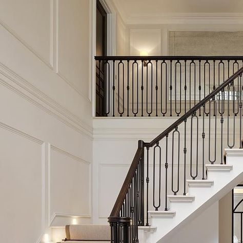 Staircase Wood Paneling, Railing Design Stairs, U Stairs Design, Classic Railing, Stair Panelling, French Staircase, Iron Staircase Railing, Classic Staircase, Furniture Joinery