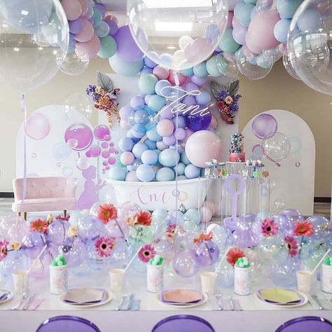 Types Of Trousers, Bubble Party, Brunch Party, Stay Inspired, Baby Shower Theme, Bubble Bath, Baby Bath, Inspiration Ideas, 1st Birthday Parties