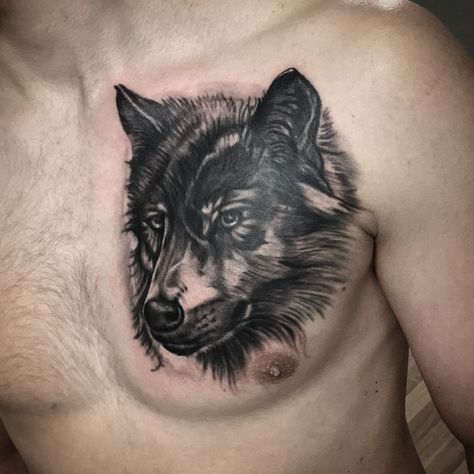 Chest Tattoo Animal, Wolf Face Tattoo, Koi Dragon Tattoo, Koi Dragon, Horrible Tattoos, Chest Tattoo Ideas, Master Tattoo, Wolf Tattoos Men, Tatuagem Masculina Pequena