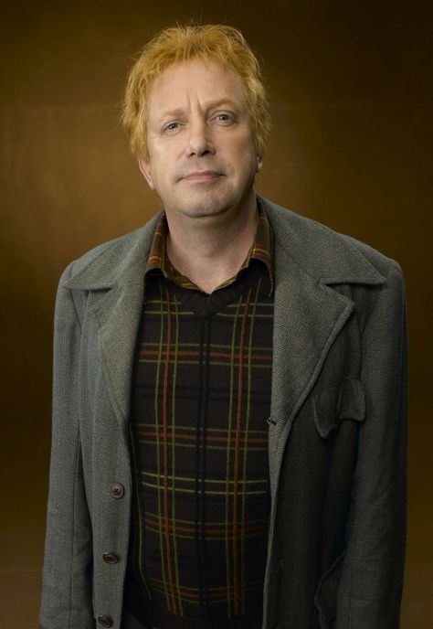 Mark Williams aka Mr. Weasley Snape House, Harry Potter Wiki, Arthur Weasley, Weasley Family, Barty Crouch Jr, Hogwarts Alumni, Mark Williams, Harry Truman, Harry Potter Cosplay