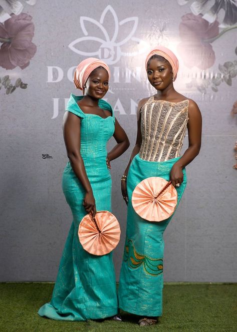 Plain kente mint green corset dresses. Inbuilt corset and funnel corset. #sassystyledme #yourstylistsstylist #fashiondesigner #accragh #fashfoward #patternmaker Funnel Corset, Green Kente Dress, Green Corset Dress, Corset Dresses, Dress Bridesmaids, Kente Dress, Green Corset, Corset Dress, Funnel