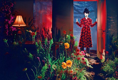 vogue Dark Editorial, Rodney Smith, Grace Coddington, Steven Klein, Mia Goth, Essential Wardrobe Pieces, Editorial Photoshoot, Spring Runway, Event Horizon