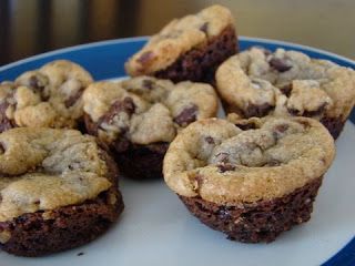 WE EAT: Bite-size Brookies Mini Brownie Bites, Brookies Recipe, Tin Recipes, Layered Dessert, Brownies Cookies, Bite Size Desserts, Dessert Bar, Best Of Both Worlds, Dessert Cups