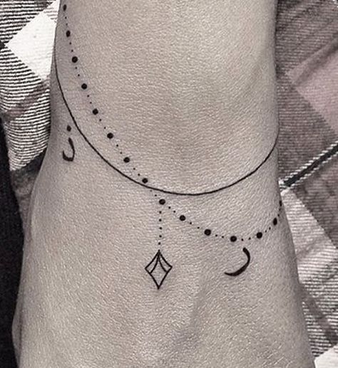 Love this! 🔮 Wrist Tattoos Girls, Armband Tattoos, Cool Wrist Tattoos, Wrist Tattoos For Guys, Best Tattoos For Women, Small Wrist Tattoos, Wrist Tattoos For Women, Tattoo Bracelet, Tattoo Designs For Girls