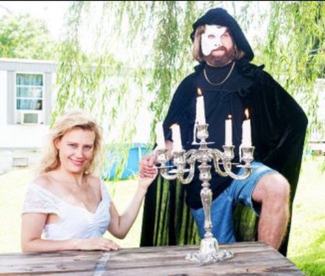 Masterminds Masterminds Movie, Movie Drinking Games, Zach Galifianakis, Kate Mckinnon, Halloween Outfits, Fall Halloween, Photo Poses, Nun Dress, Halloween Costume